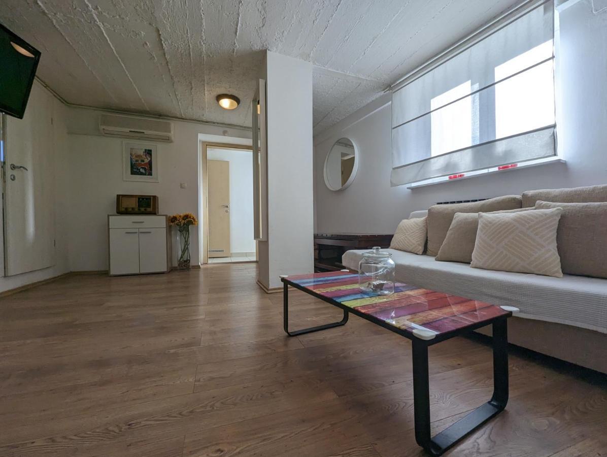 Twin-Magnolias Condo With Garden, Parking & Ev Station Zagreb Exterior foto
