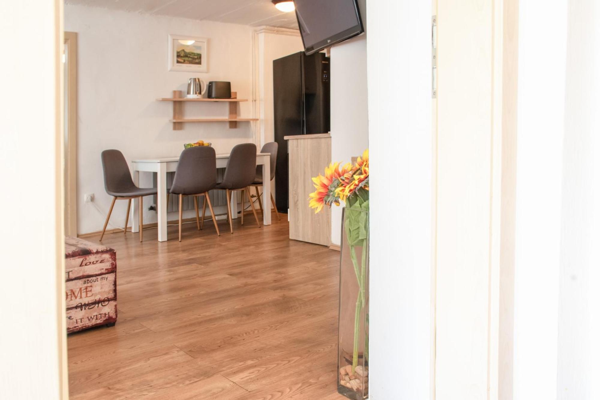Twin-Magnolias Condo With Garden, Parking & Ev Station Zagreb Exterior foto